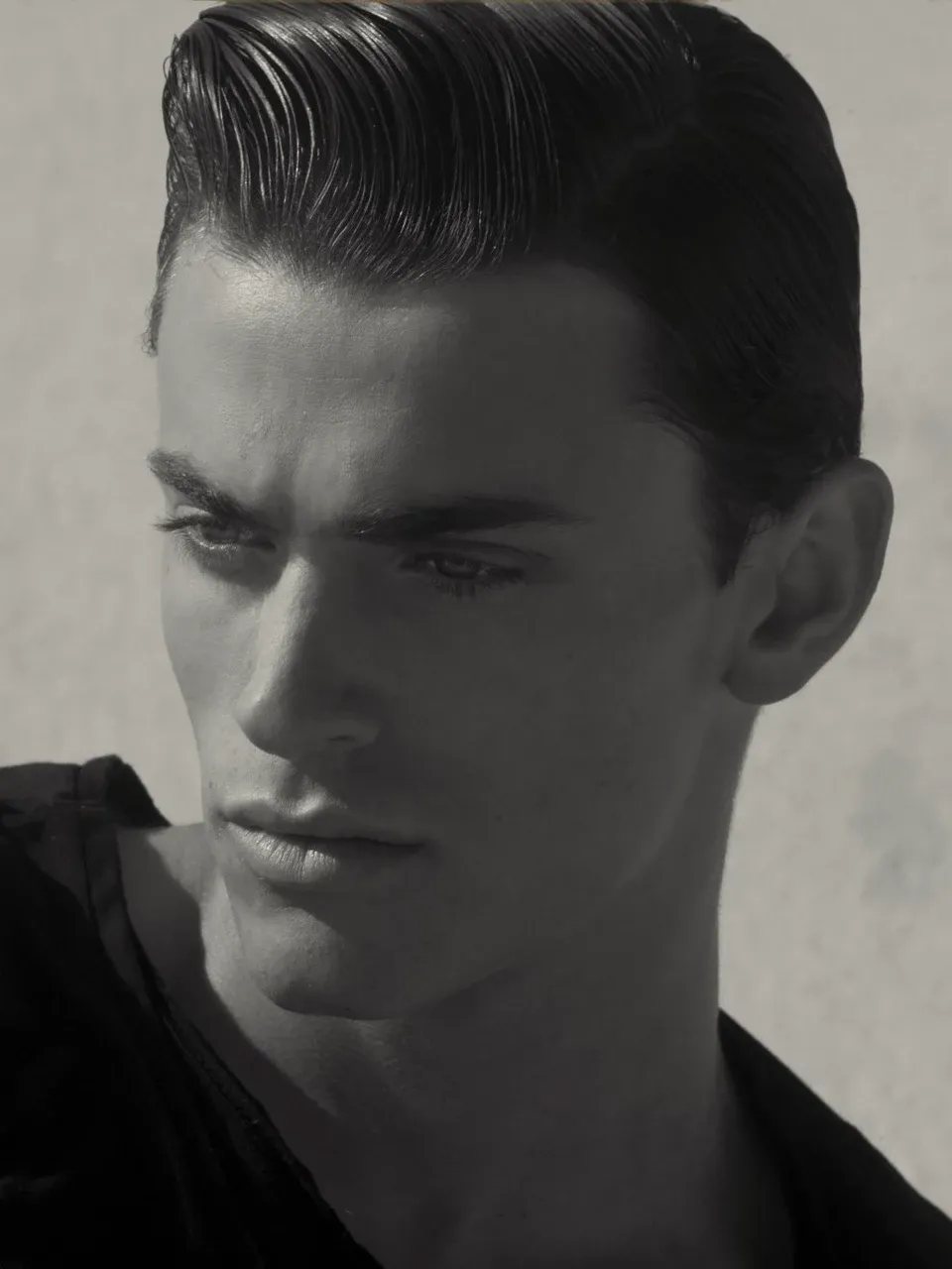 Decoding the Art of Bulge Appreciation: What Makes a Throbbing Package Irresistible