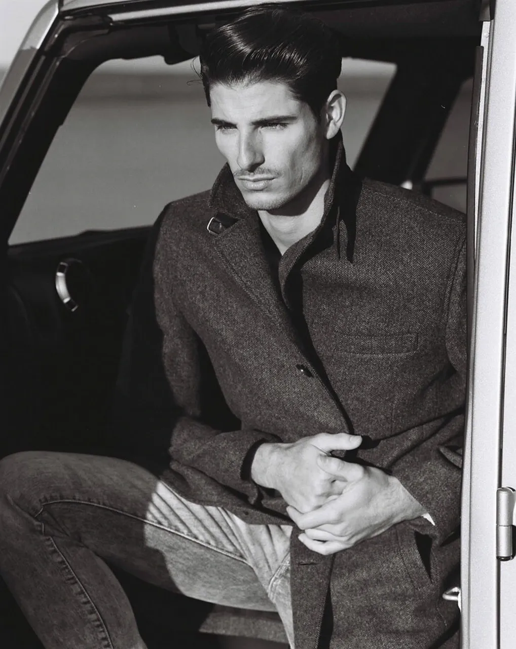 Discovering the Throbbing Bulge: A Guide to Appreciating Male Heat on OnlyFans