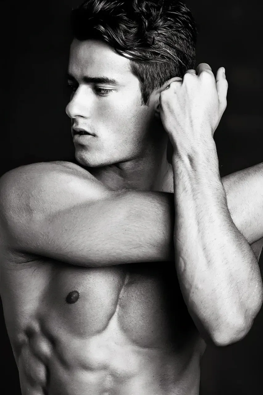 Throbbing Pride: Gay Bulge Videos Unzipped