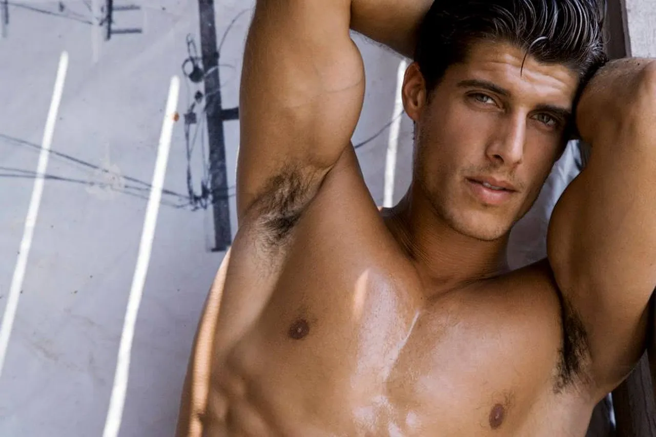 From Gym Shorts to Speedos: Where to Spot the Most Mouthwatering Bulges in Everyday Life