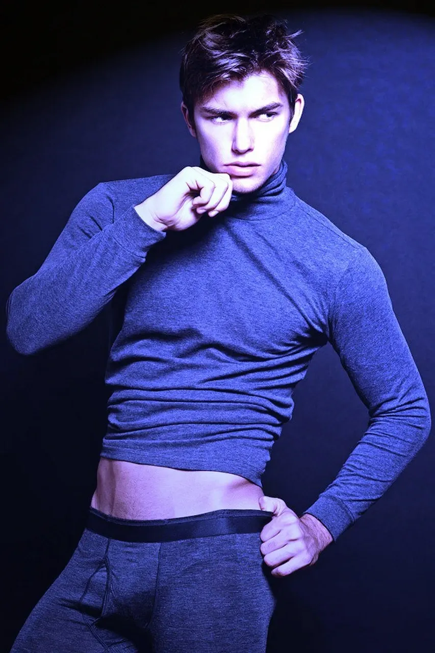 The Art of the Tease: How a Well-Placed Bulge Drives Men Wild