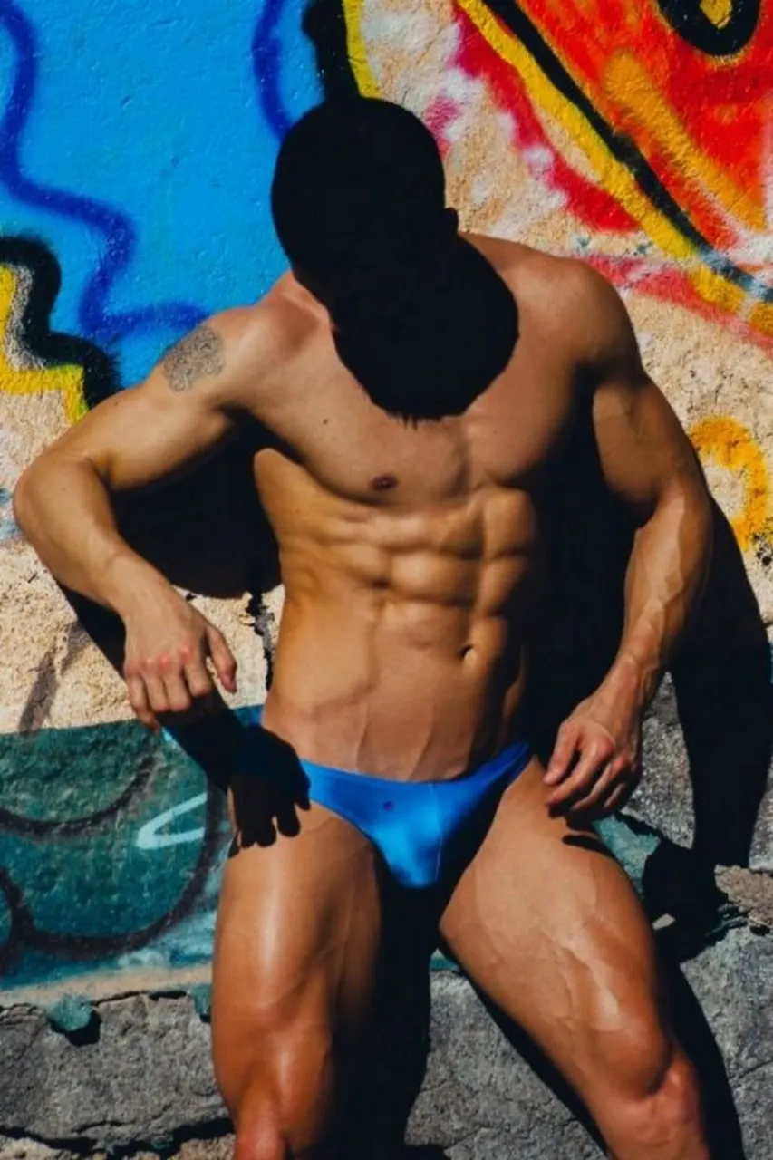 Throbbing Visuals: Capturing the Perfect Cock Shot