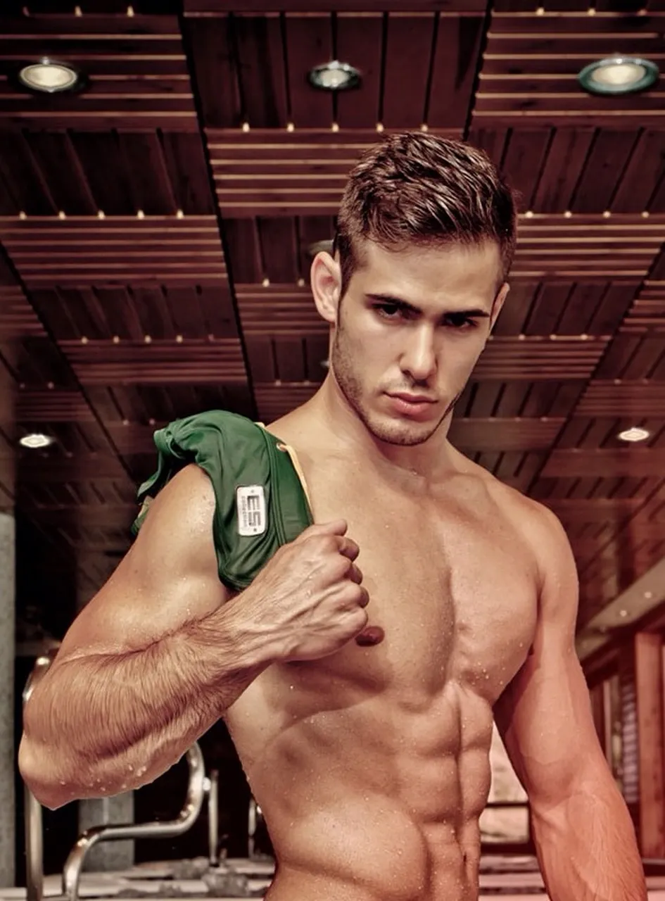 Unleashed: Men's Underwear Flaunting Maximum Bulge