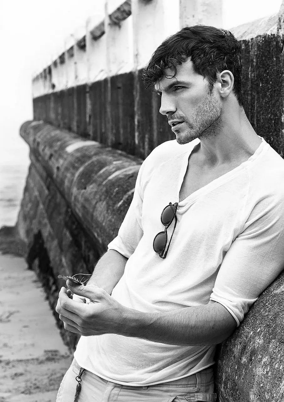 Exploring Thigh Brow Power: Bulges that Command Attention