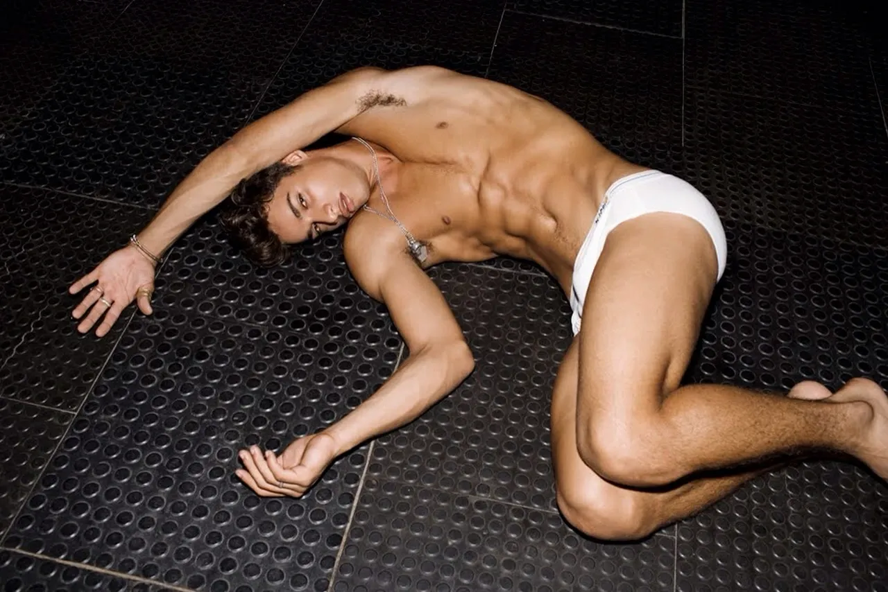 Revealing Throbbing Bulges: A Deep Dive into Explicit Content