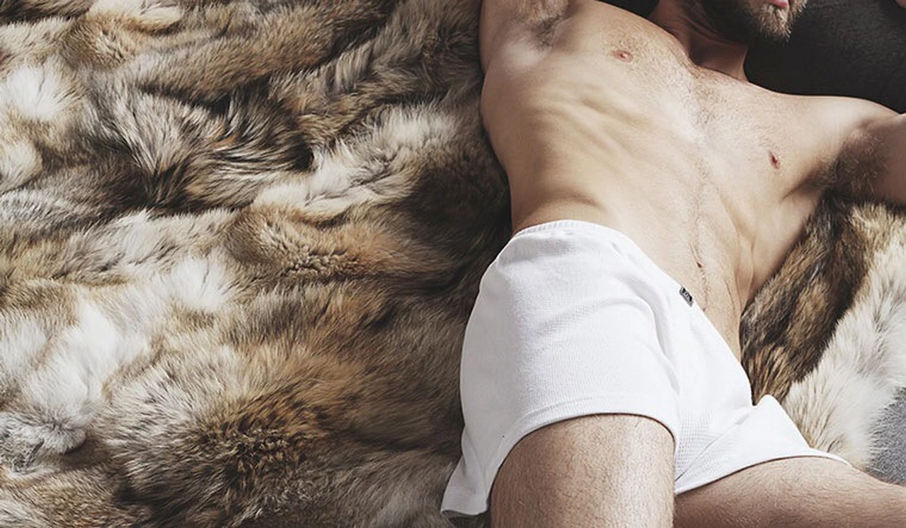 How Big is Big Enough? Exploring the Allure of Throbbing Thighs