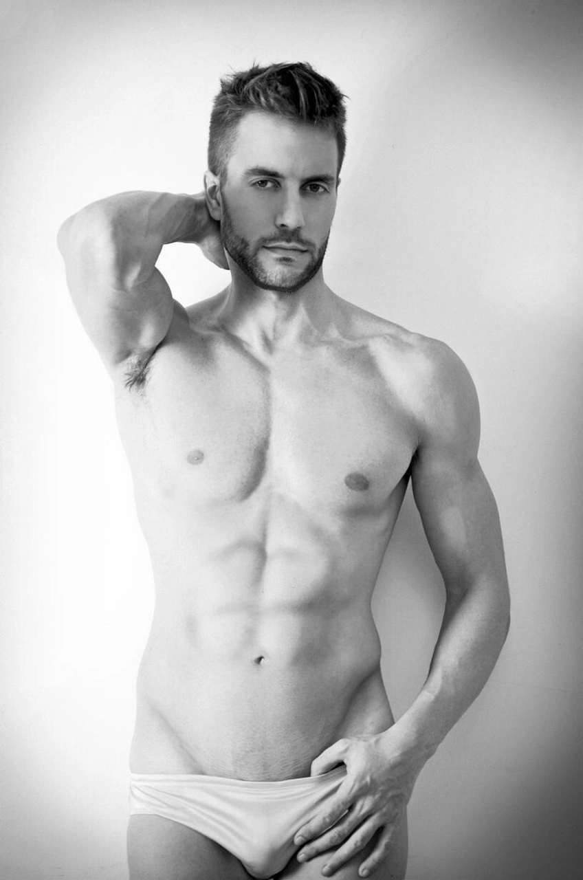 Crafting the Perfect OnlyFans Thirst Trap Titles That Drive Clicks