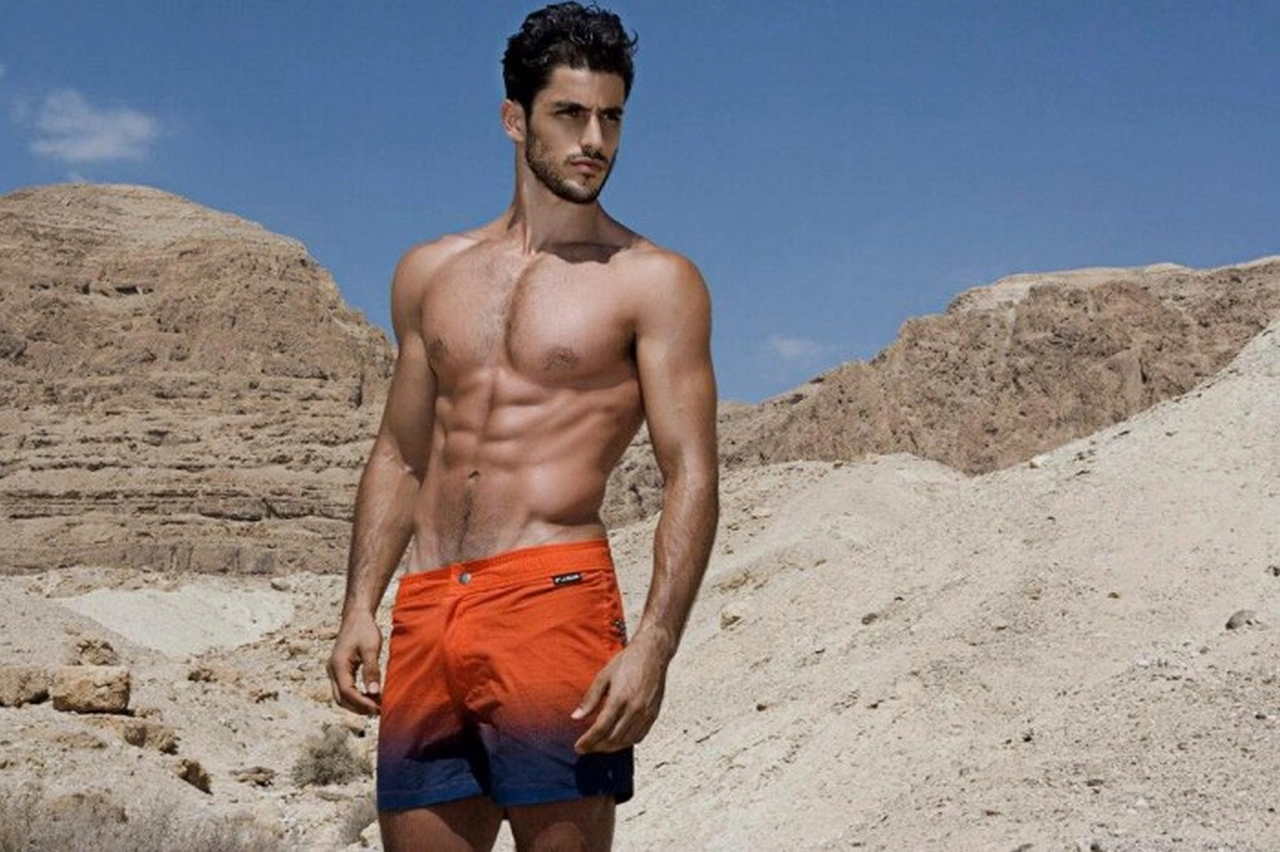 Throbbing Thirst Traps: Celebrating the Art of the Bulge