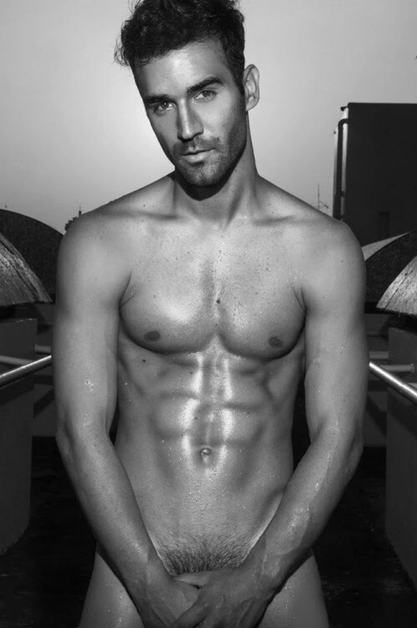 Thrusting Throbs: Unzipped & Unleashed Bulge Pics